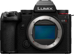 Panasonic Lumix DC-S5 II full review and technical specifications