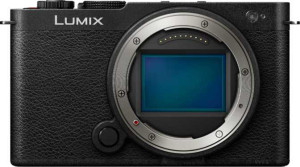 Panasonic Lumix S9 full review and technical specifications